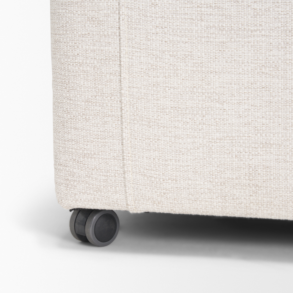 Sondra Club Dining Chair