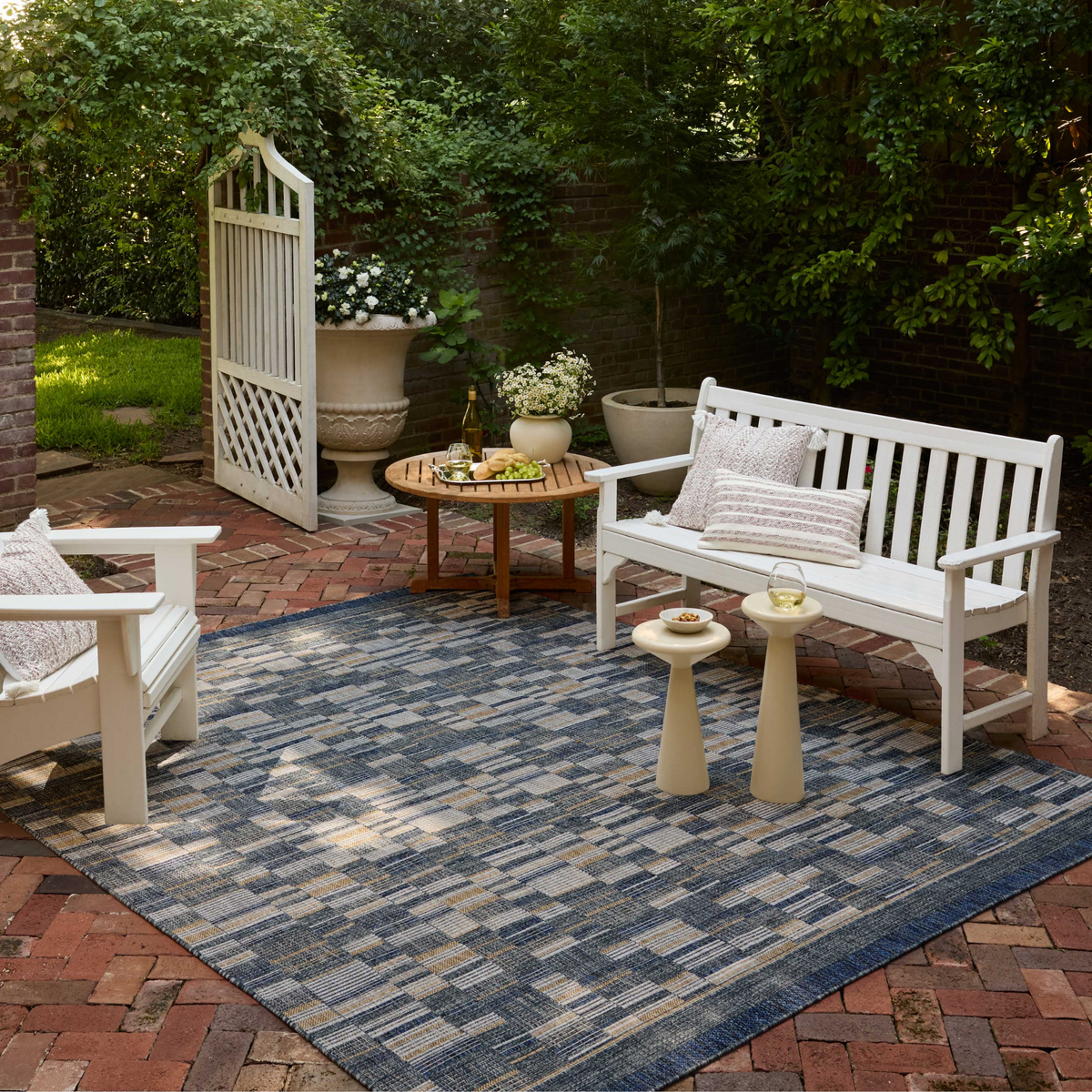 Birch BIR-04 Indoor/Outdoor Rug [Denim/Gold]
