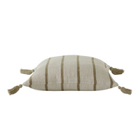 Tameron Pillow [20" x 20"]