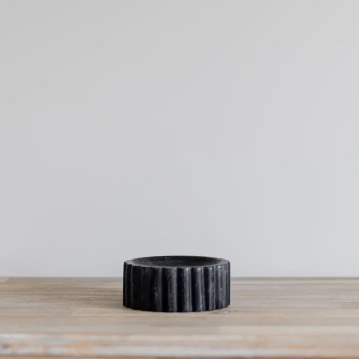 Black Marble Fluted Soap Dish