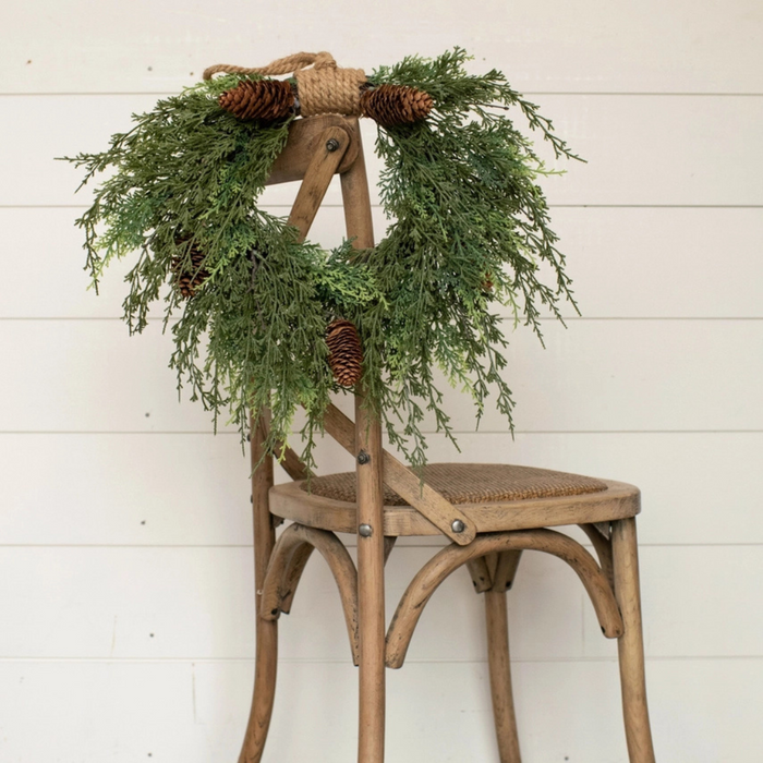 16" Hanging Cedar Wreath /w Pinecones