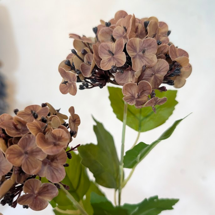 26" Mauve Snowball Spray