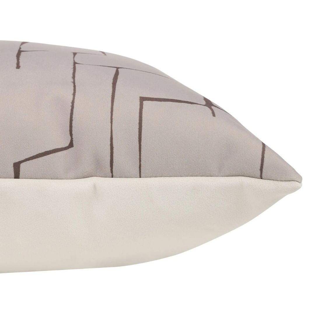 Savine Pillow [20" x 20"]