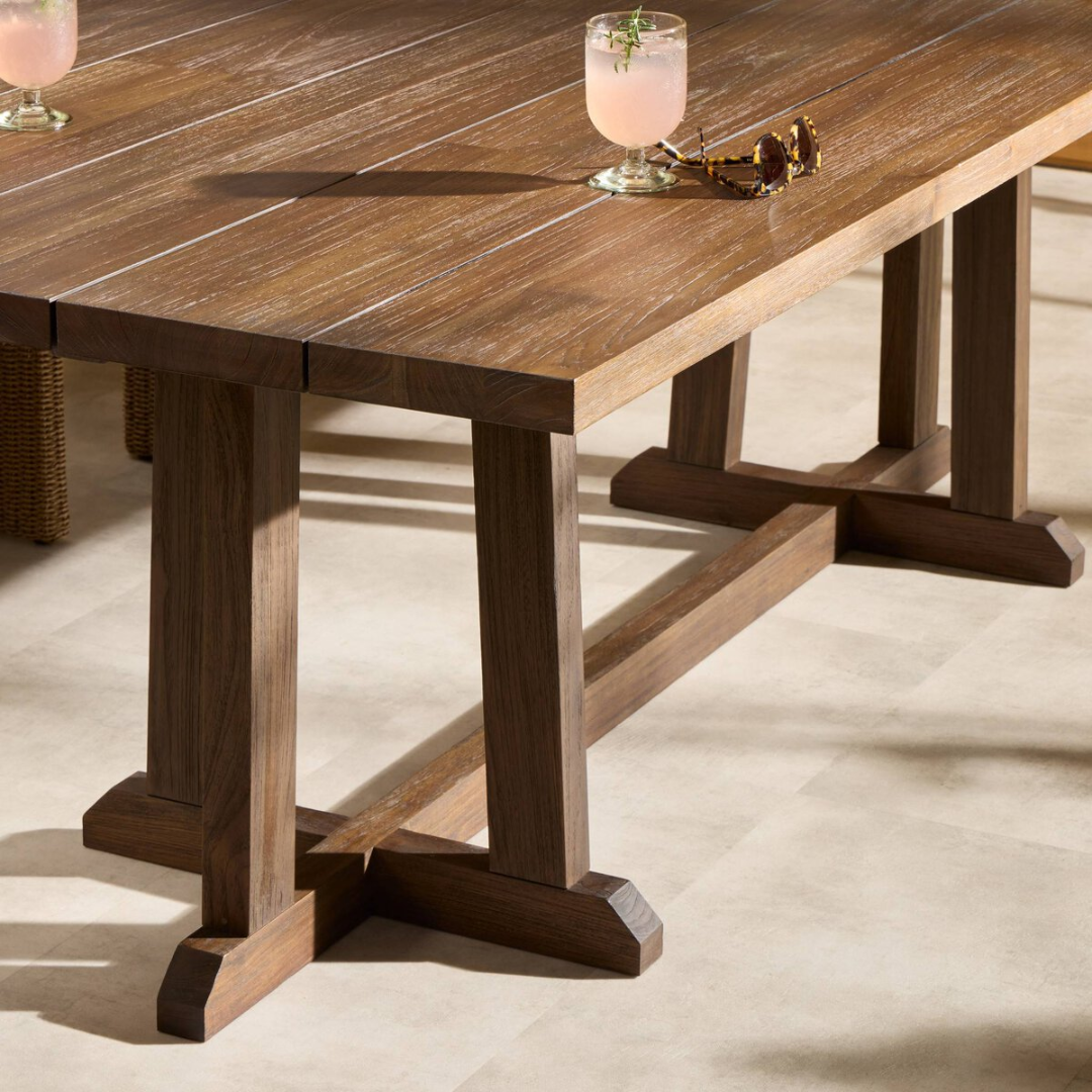 Ilma Outdoor Dining Table