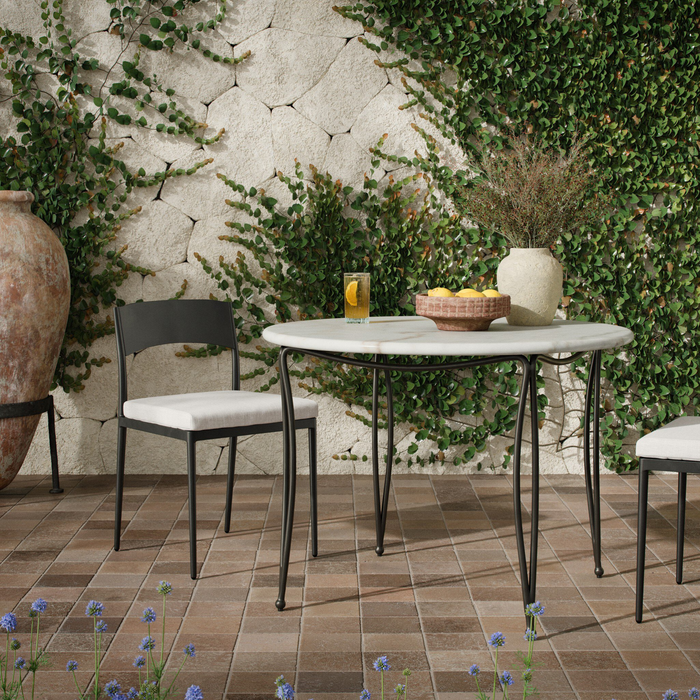 Ivania Outdoor Dining Table-42"