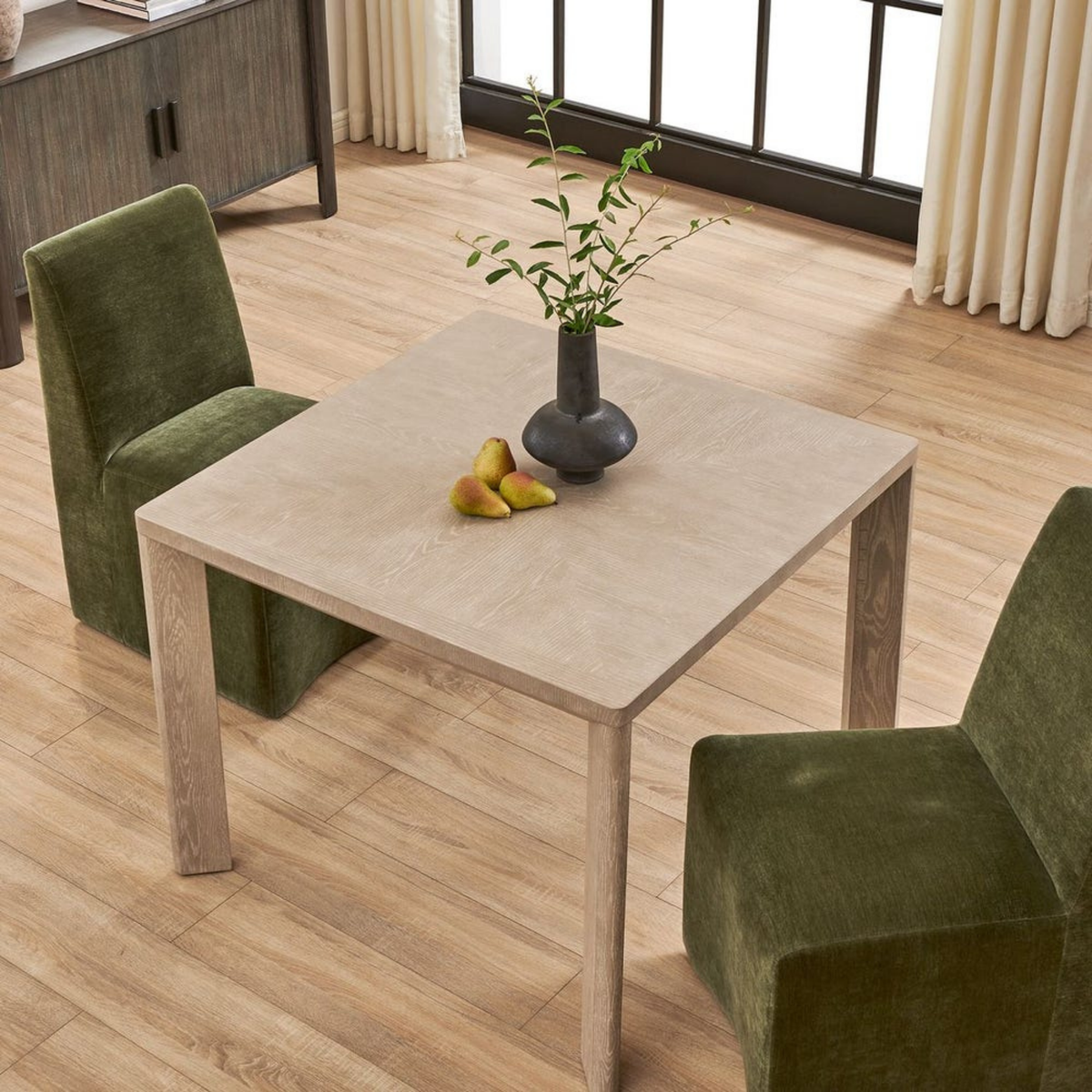 Nancy Dining Game Table