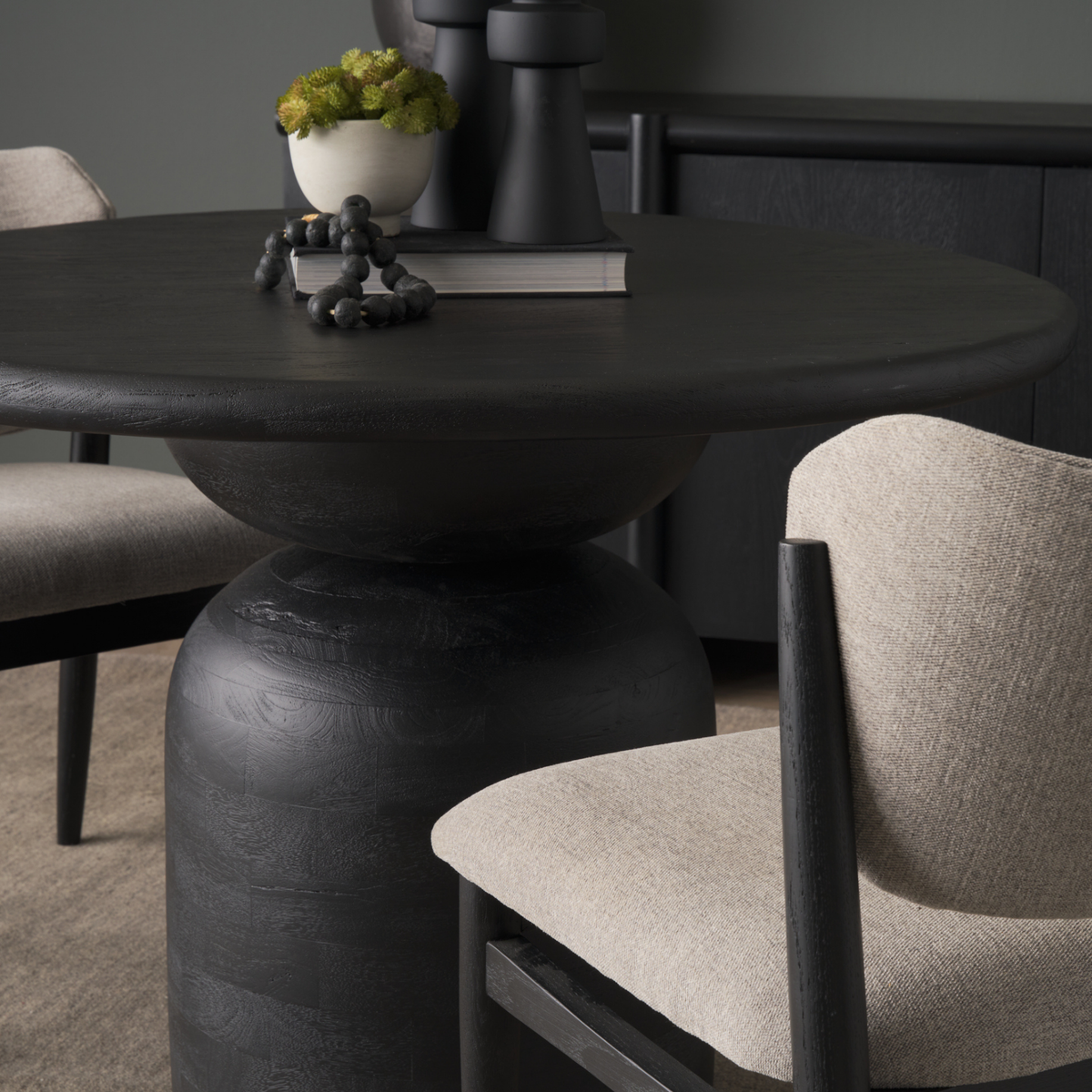 Atlas Round Pedestal Dining Table
