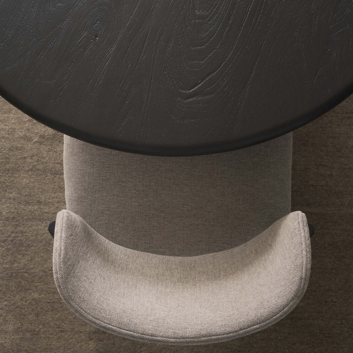 Atlas Round Pedestal Dining Table