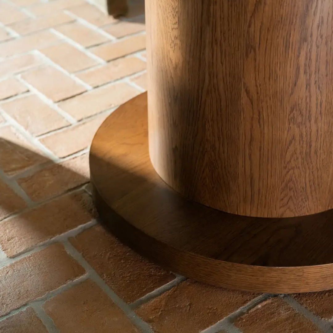 Cruz Round Dining Table