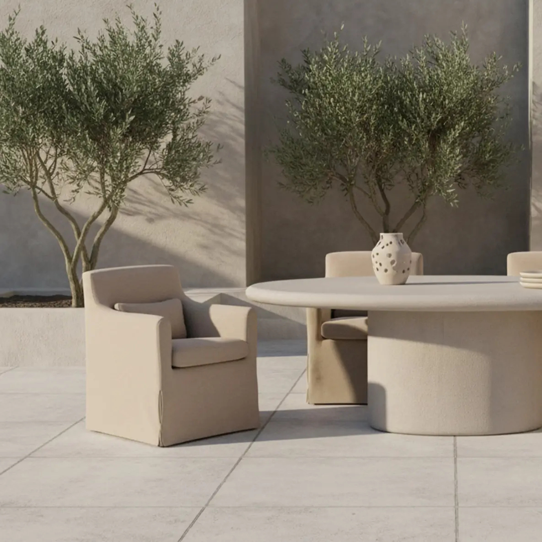 Fairmont Outdoor Oval Dining Table