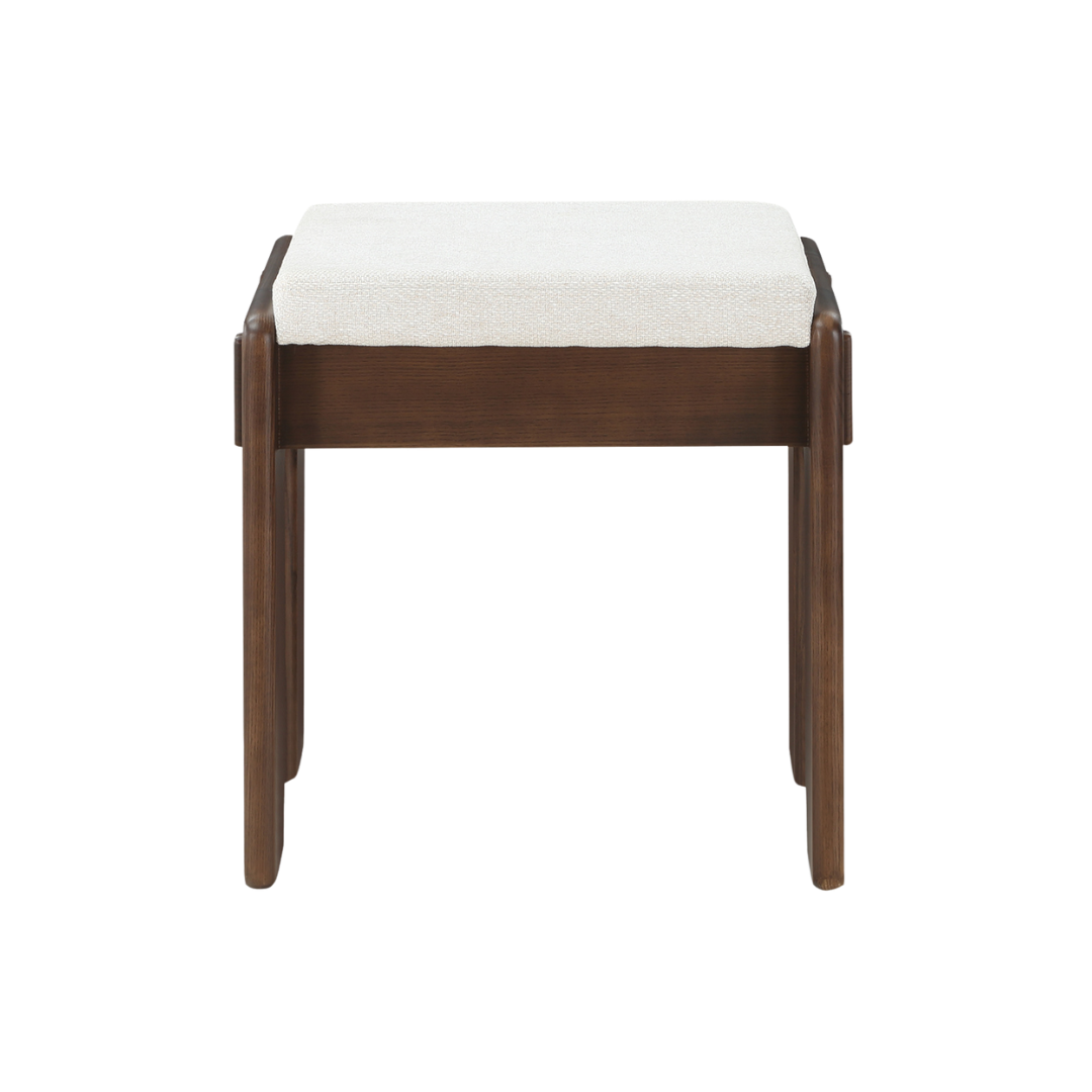 Akemi Stool