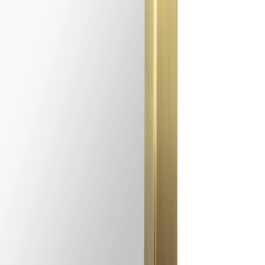 Clarence Mirror