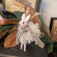 Standing Deer [White Wool - 6.5"]