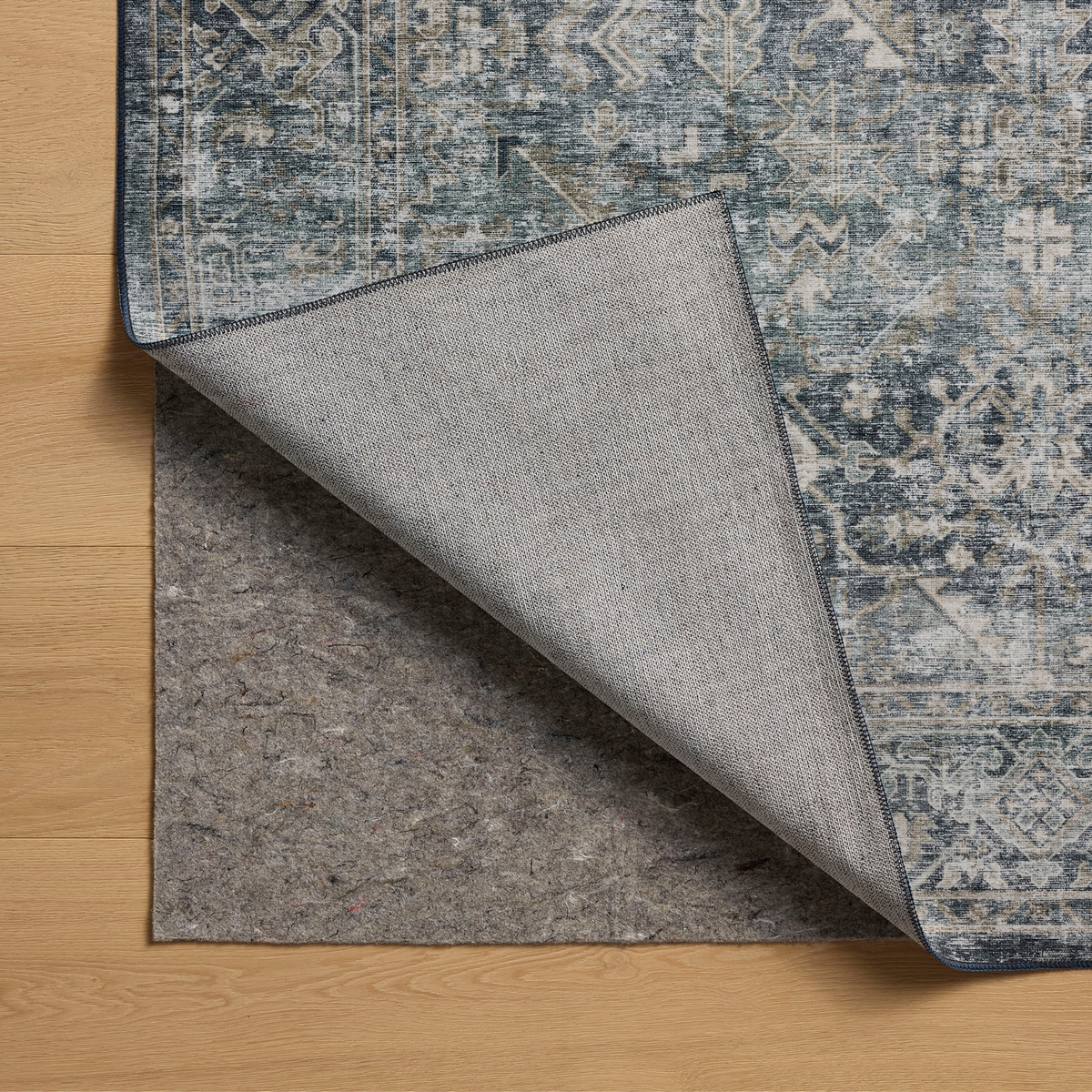 Josie (Amber Lewis × Loloi) JOS-01 Machine Washable Rug [Ocean/Natural]