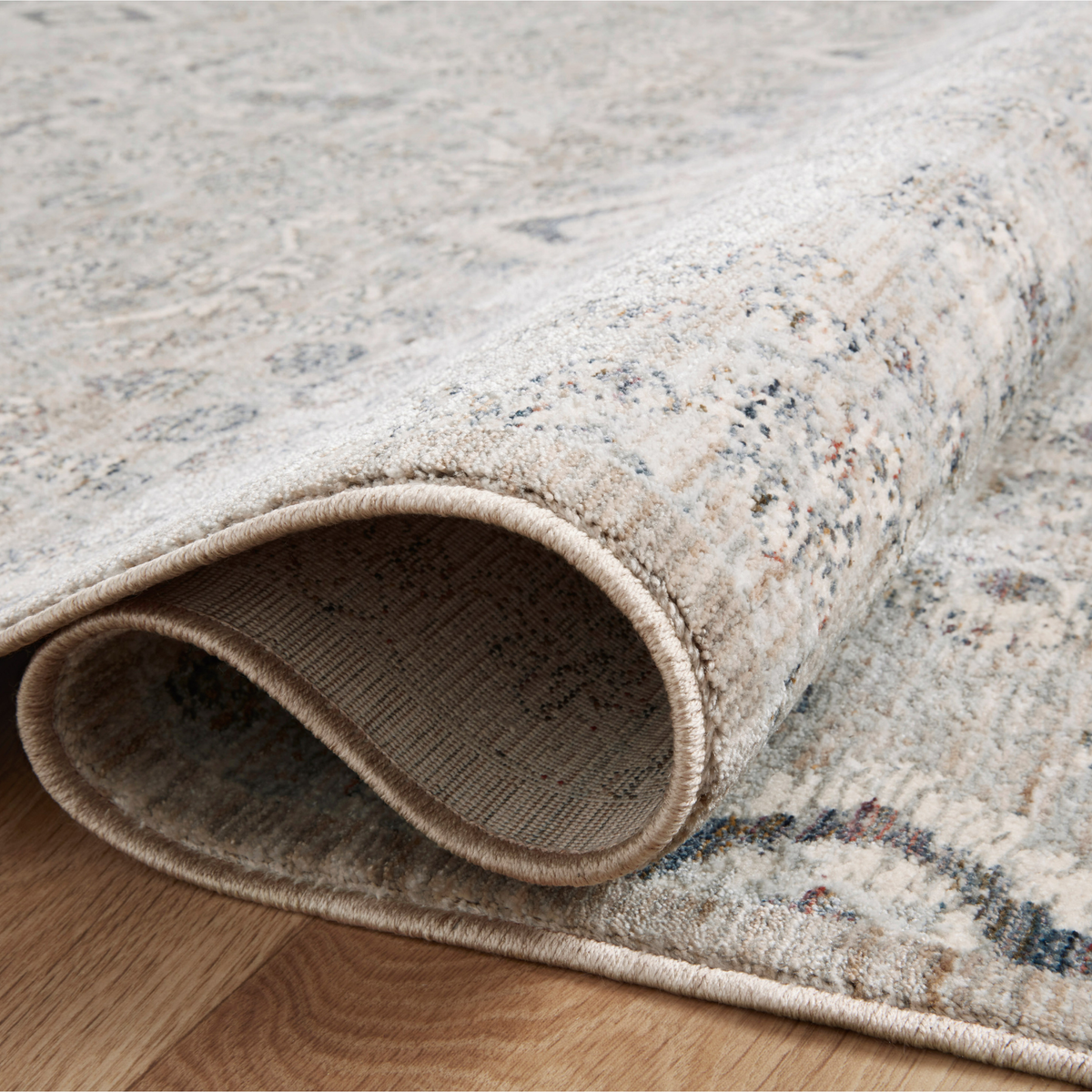 Zuma (Amber Lewis × Loloi) ZUM-07 Rug [Silver/Sky]