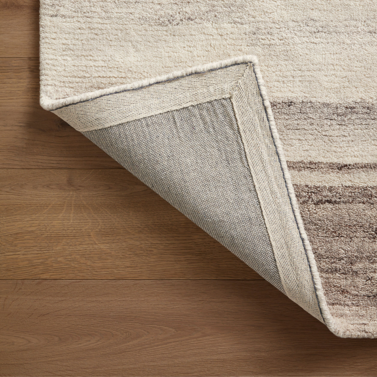 Rocky (Amber Lewis × Loloi) ROC-04 Rug [Ivory/Dove]