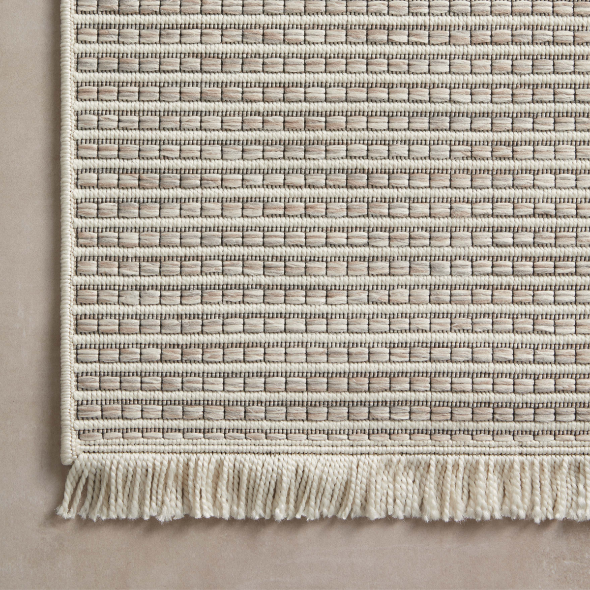 Malibu (Amber Lewis × Loloi) MAB-04 Indoor/Outdoor Rug [Ivory/Dove]