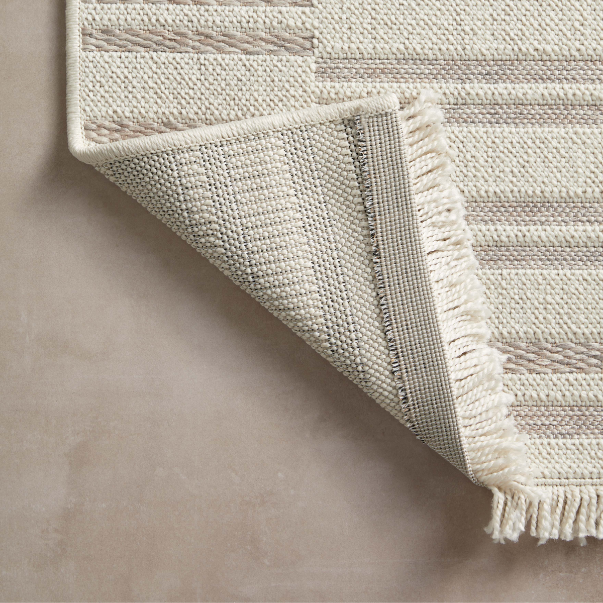 Malibu (Amber Lewis × Loloi) MAB-03 Indoor/Outdoor Rug [Ivory/Dove]