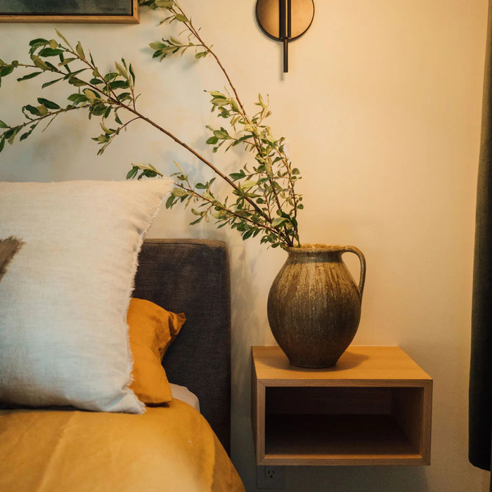 Rhodes Picture Vase [Reactive Brown]