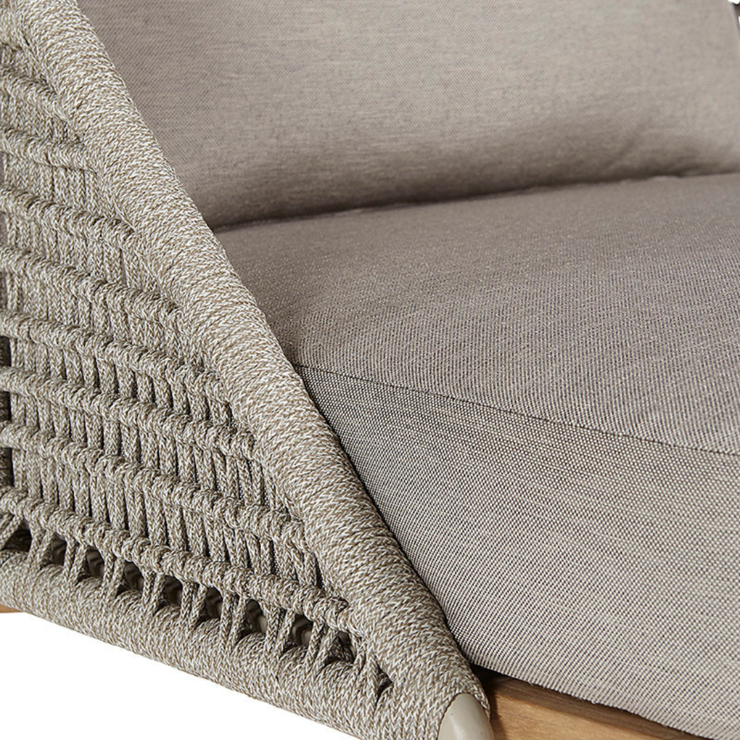 Ainsley Outdoor Lounge Chair