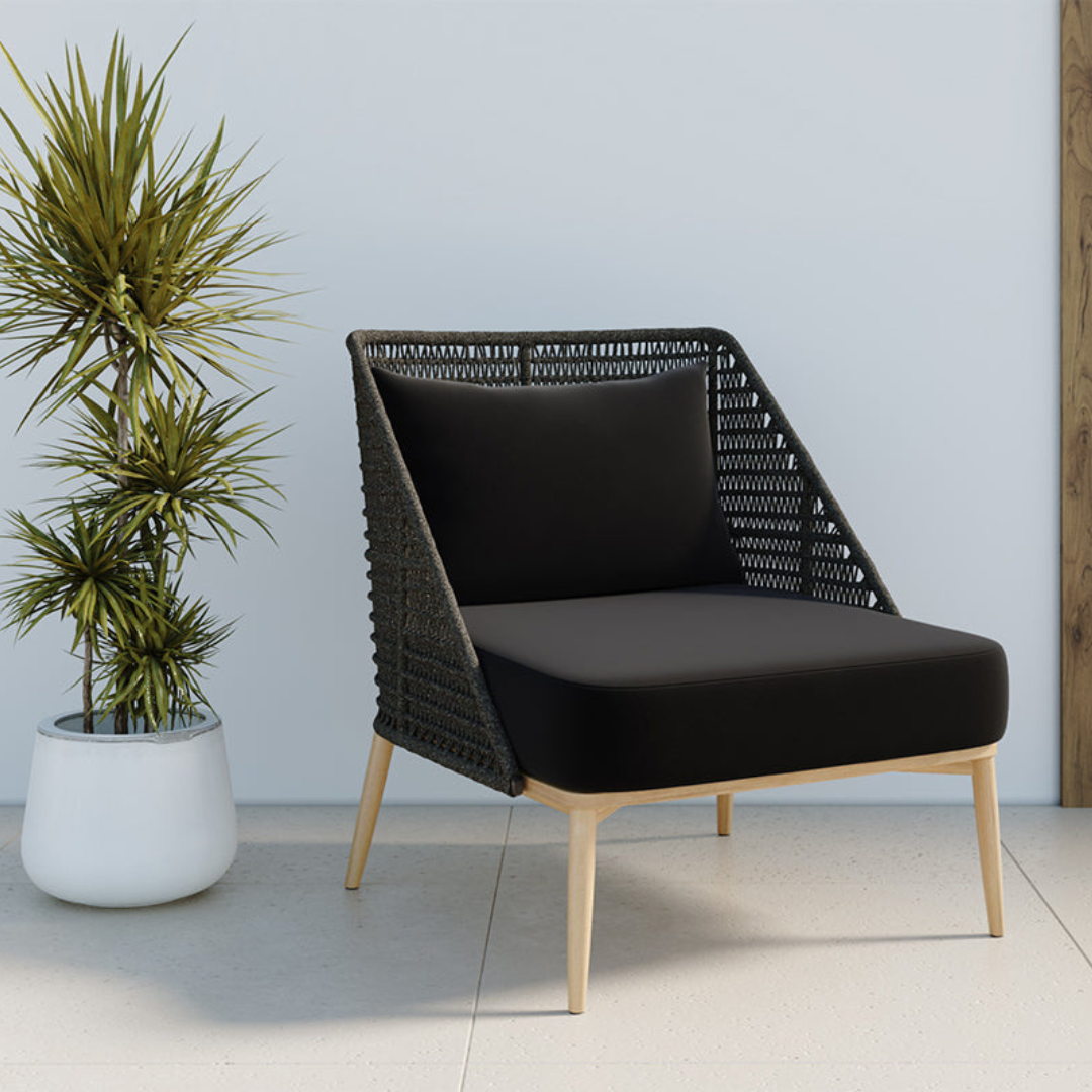 Ainsley Outdoor Lounge Chair