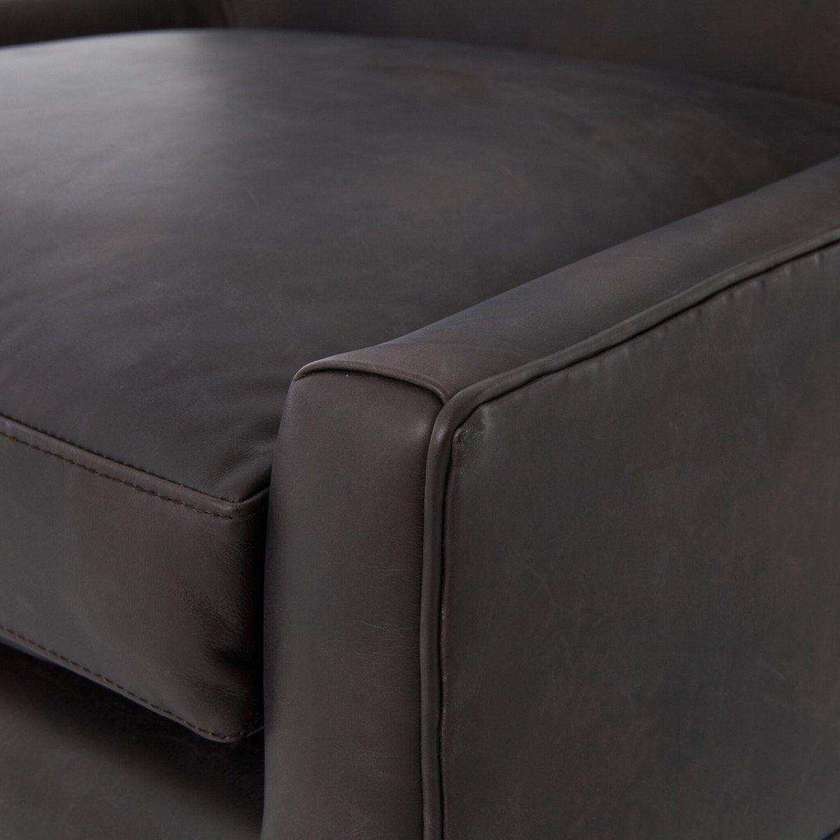 Mykaia Wing Chair
