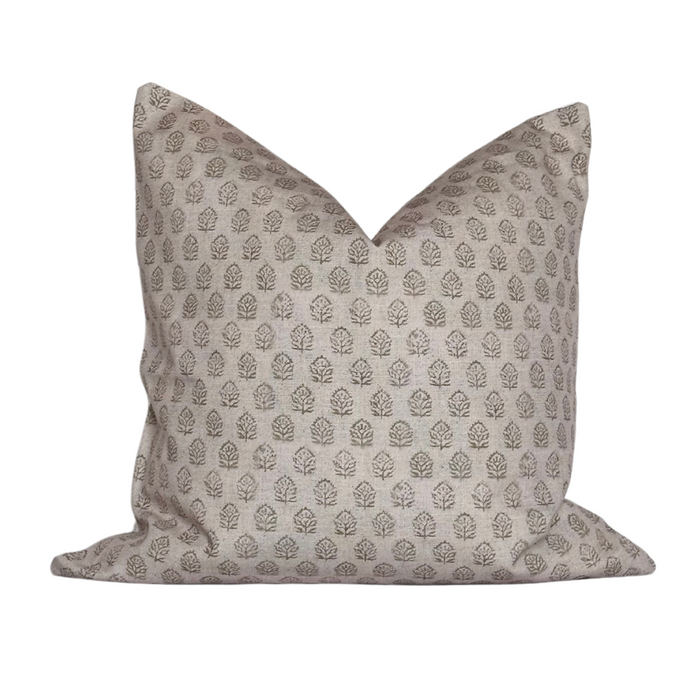 Vianna Pillow Cover - 20" x 20"