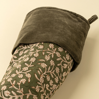 Stocking - Wildvine Velvet [Olive]