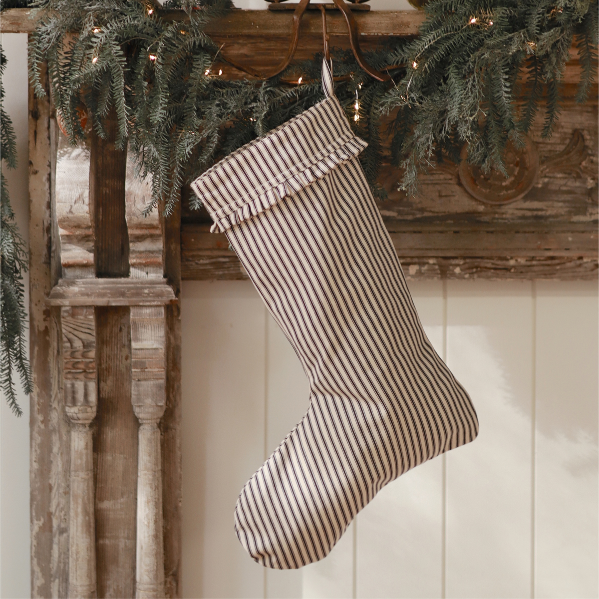 Stocking - Ticking Stripe [Black]