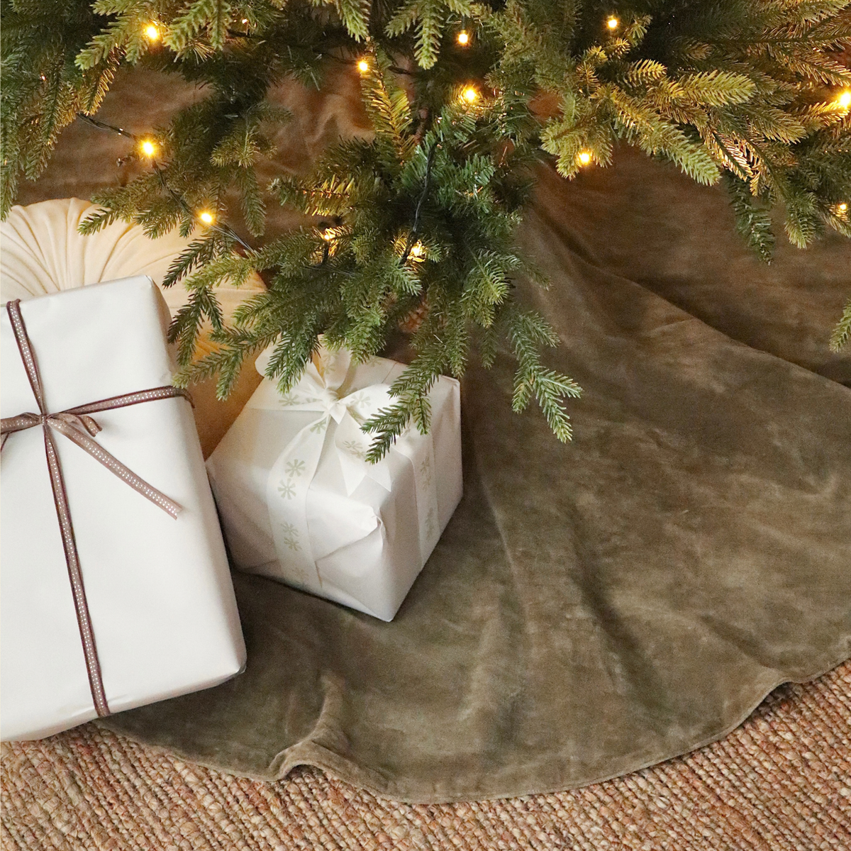 Tree Skirt - Vera Velvet [Olive]