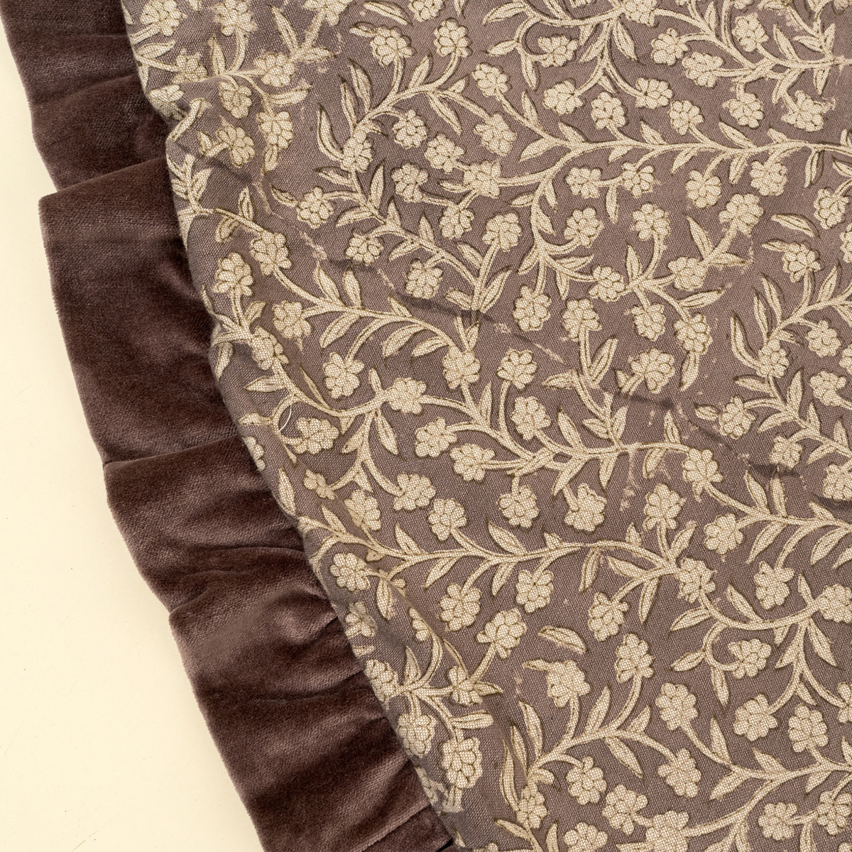 Tree Skirt - Wildvine Velvet [Heather]