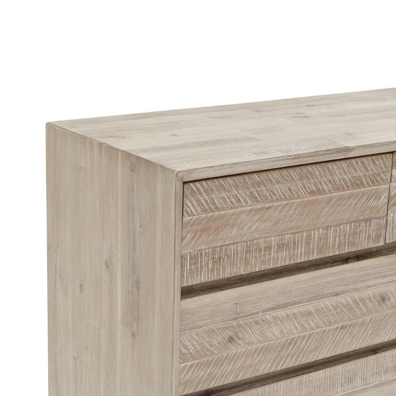 Gia Chest
