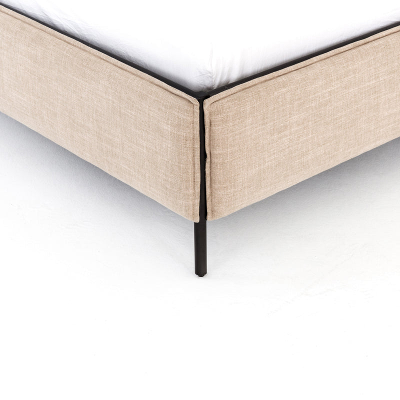 Leila Bed