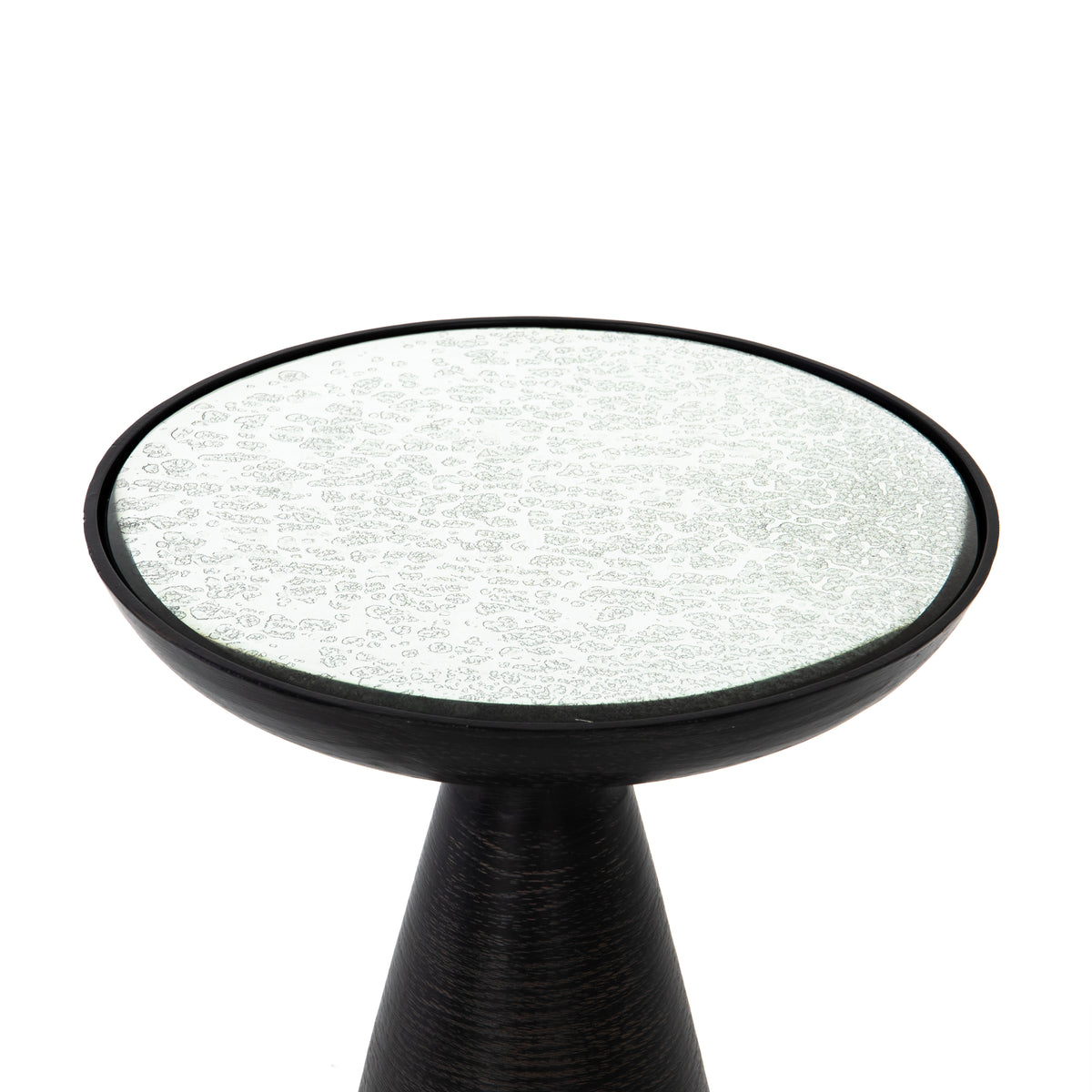 Merritt Pedestal Table